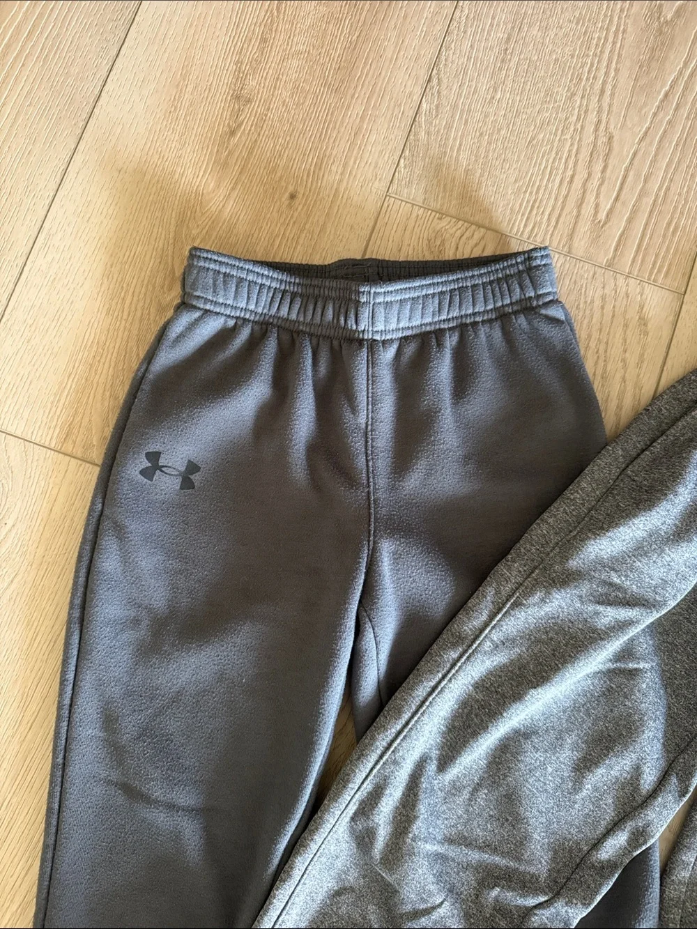 Nike Kids' Gray Sweatpants & Joggers - Charcoal & Heather Gray